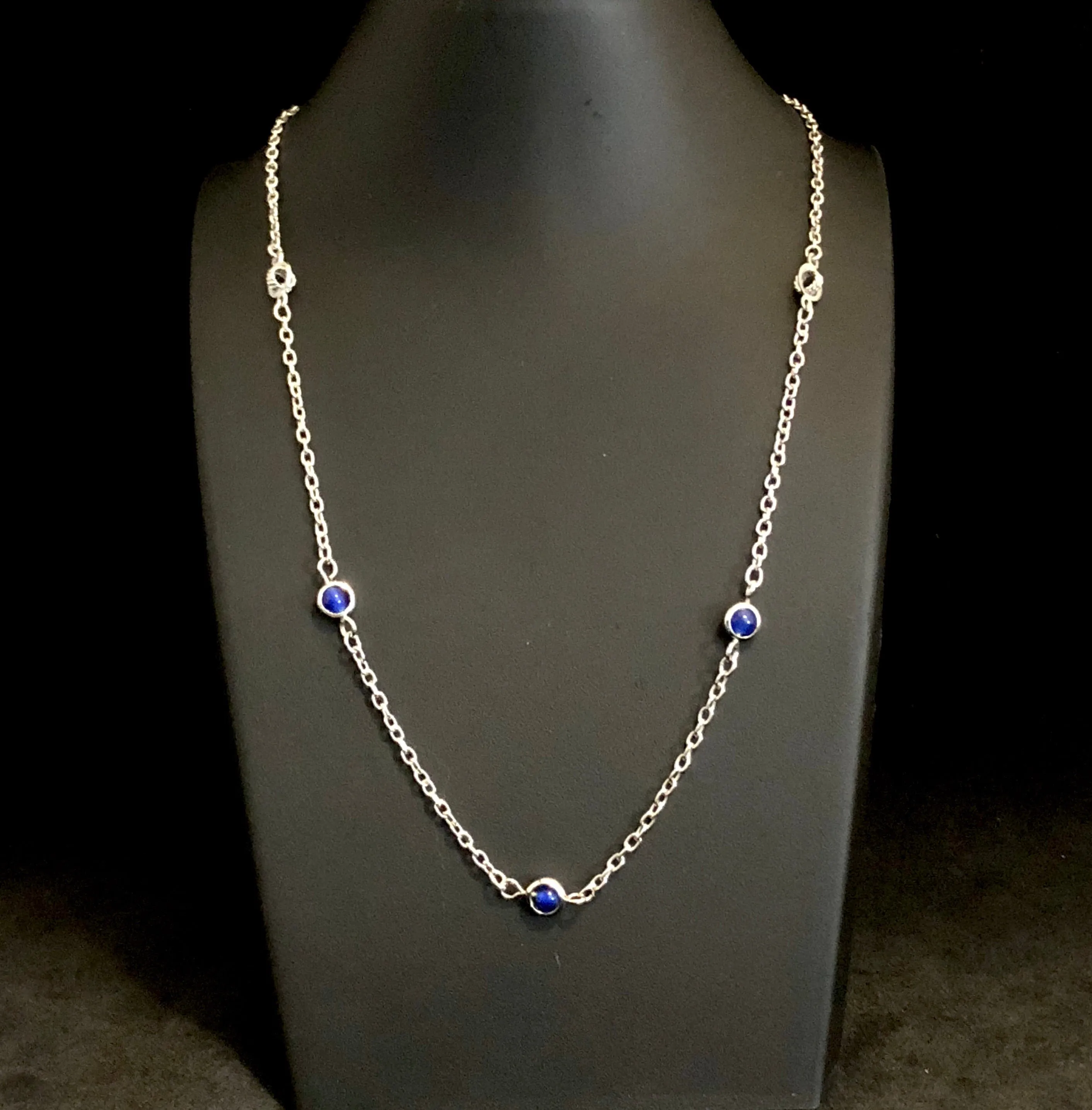 1977 Sarah Coventry Jamie Necklace