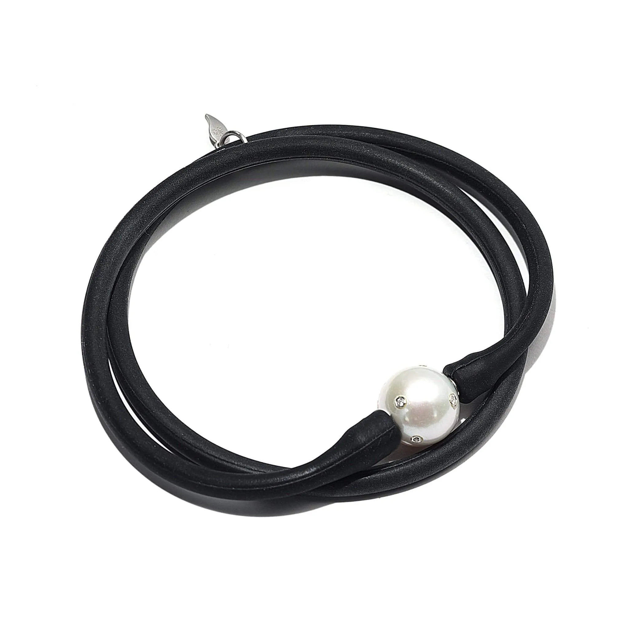 Affinity White Pearl and Diamonds Silver Necklace