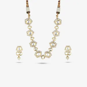 Ava Necklace Set