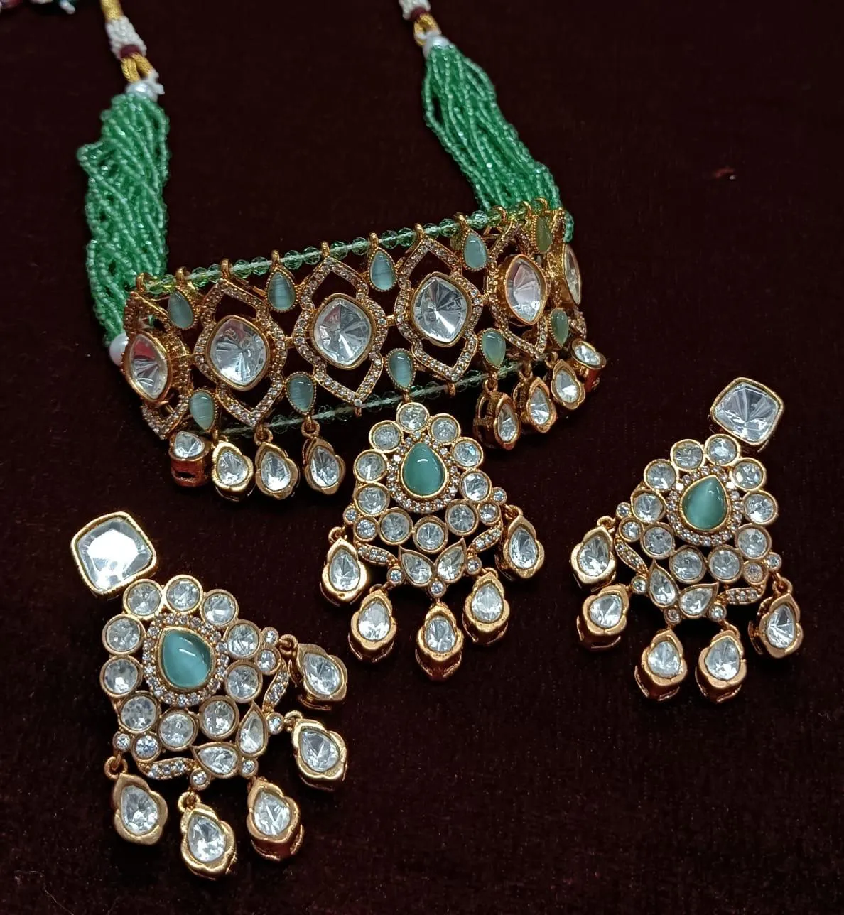 Beautiful Choker Set With Stone