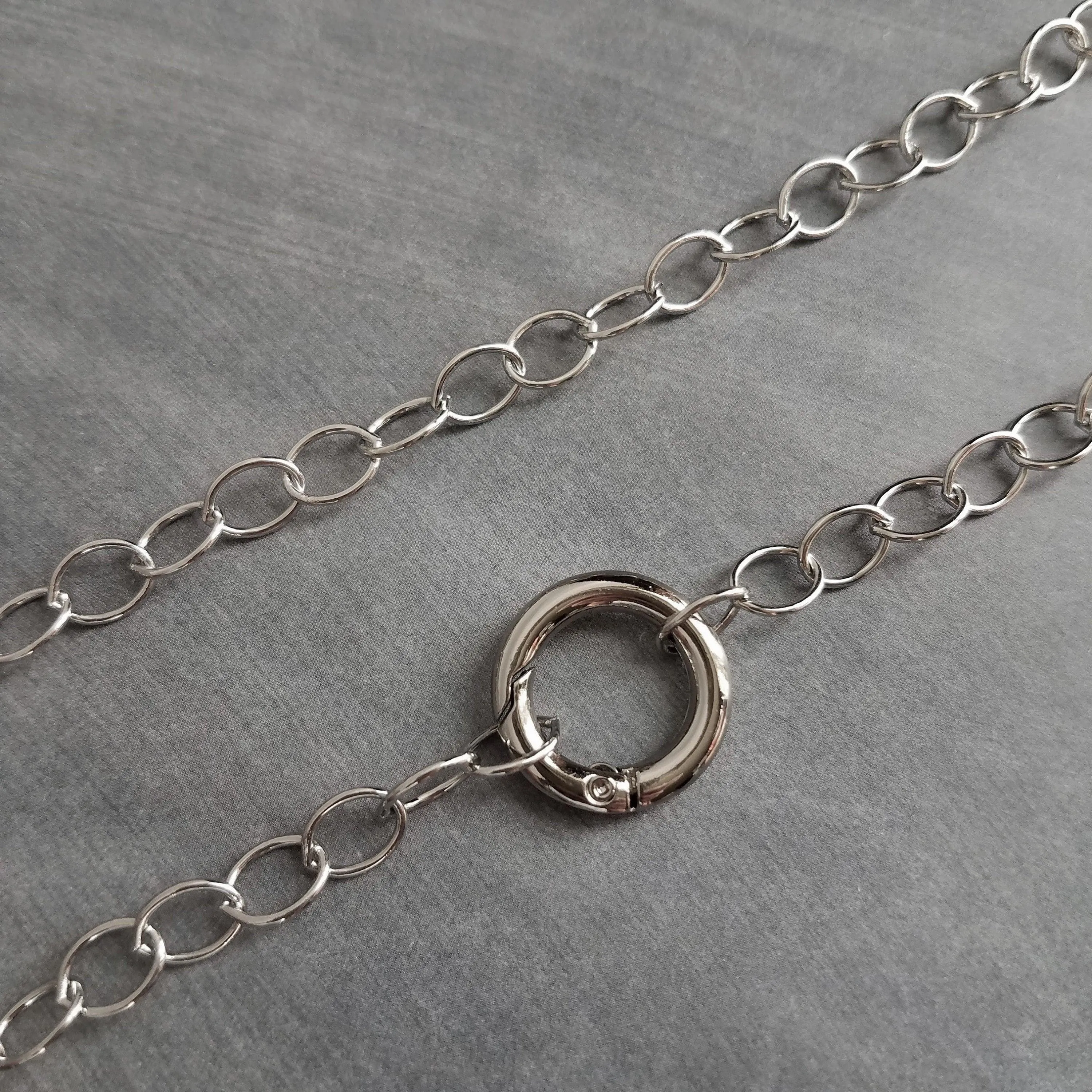 Chunky Silver Chain, front clasp necklace, large round O link chain, round clasp, spring gate clasp chain, thick round clasp, stainless oval