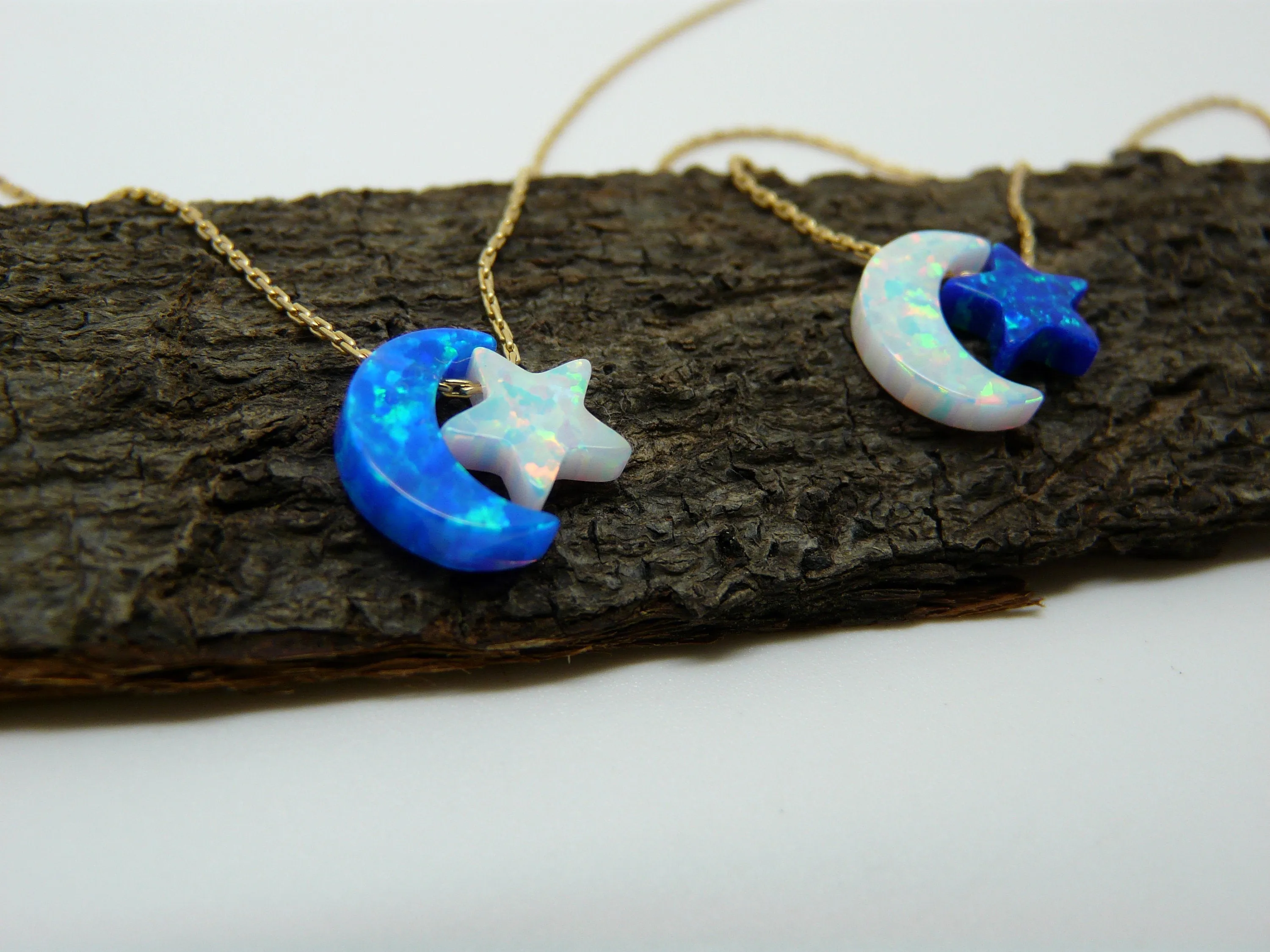 Crescent moon necklace with star