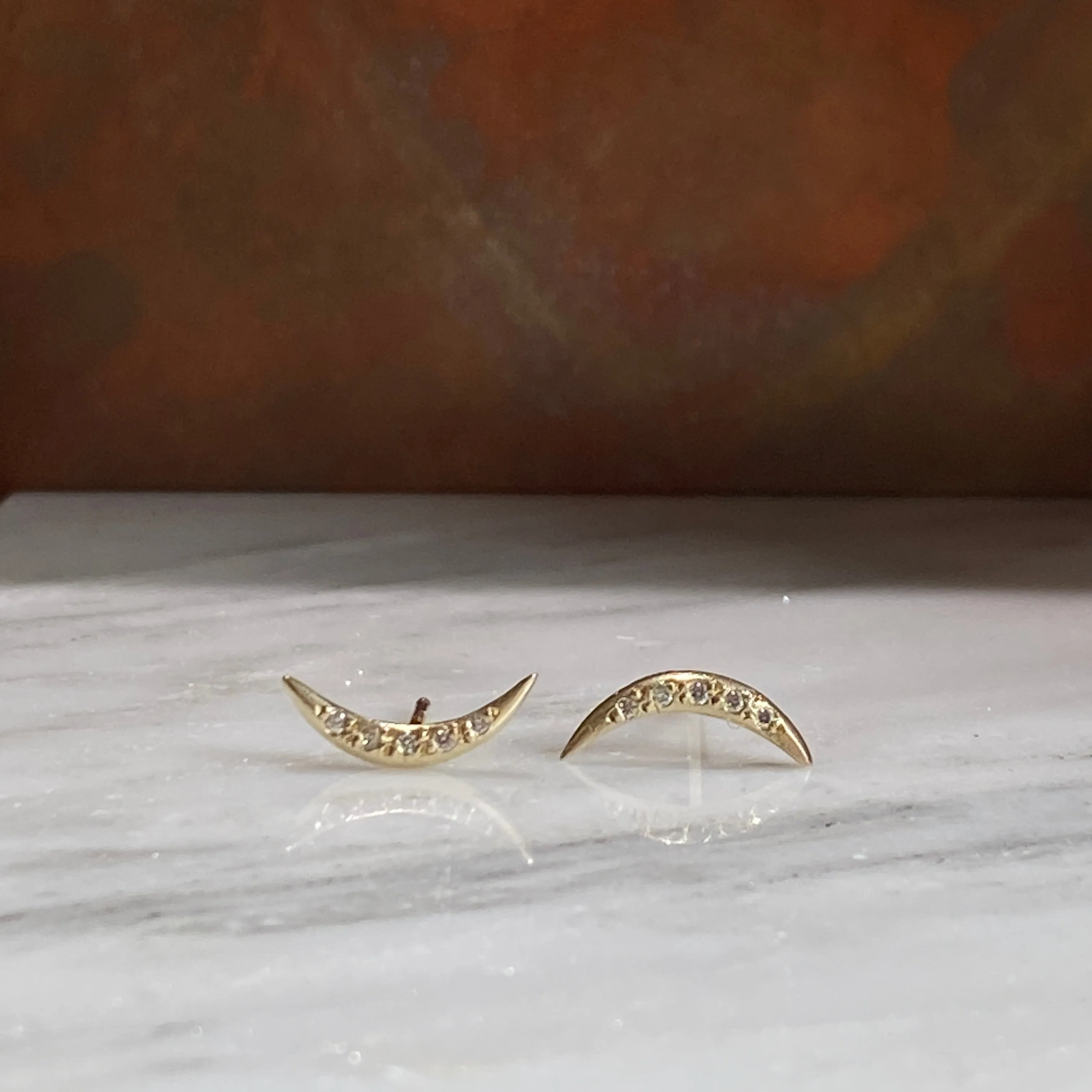 Crescent Moon Post with Diamond