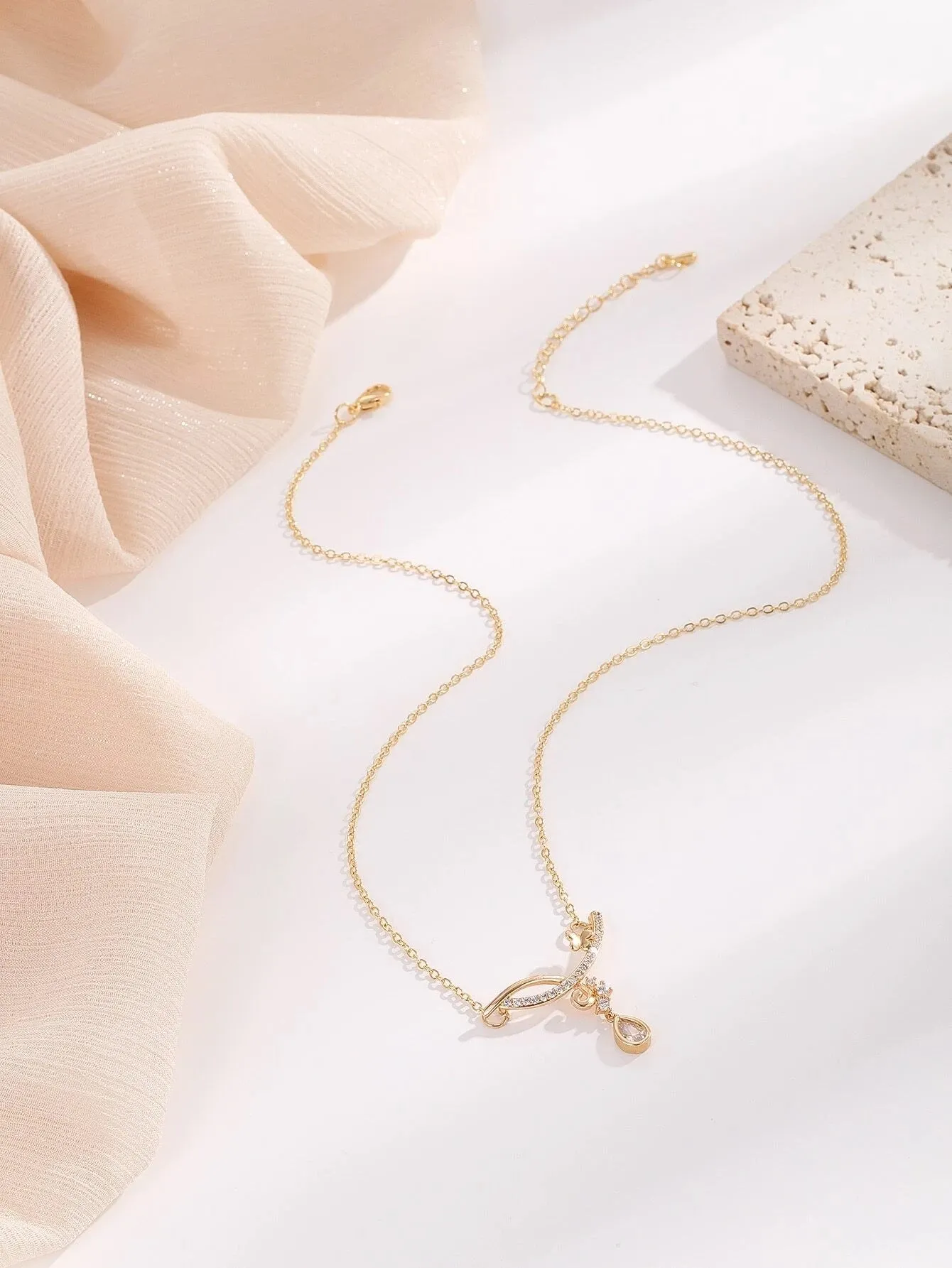 Crystal Gold Butterfly Flower Girl Necklace, Bridal Floral Chain CZ Diamond Fashion Necklace