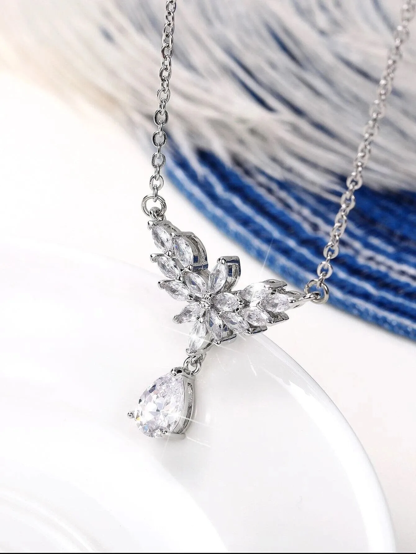 Crystal Silver Necklace, CZ Gem Minimalist Wedding Necklace, Diamond Accent Chain Necklace for Bride
