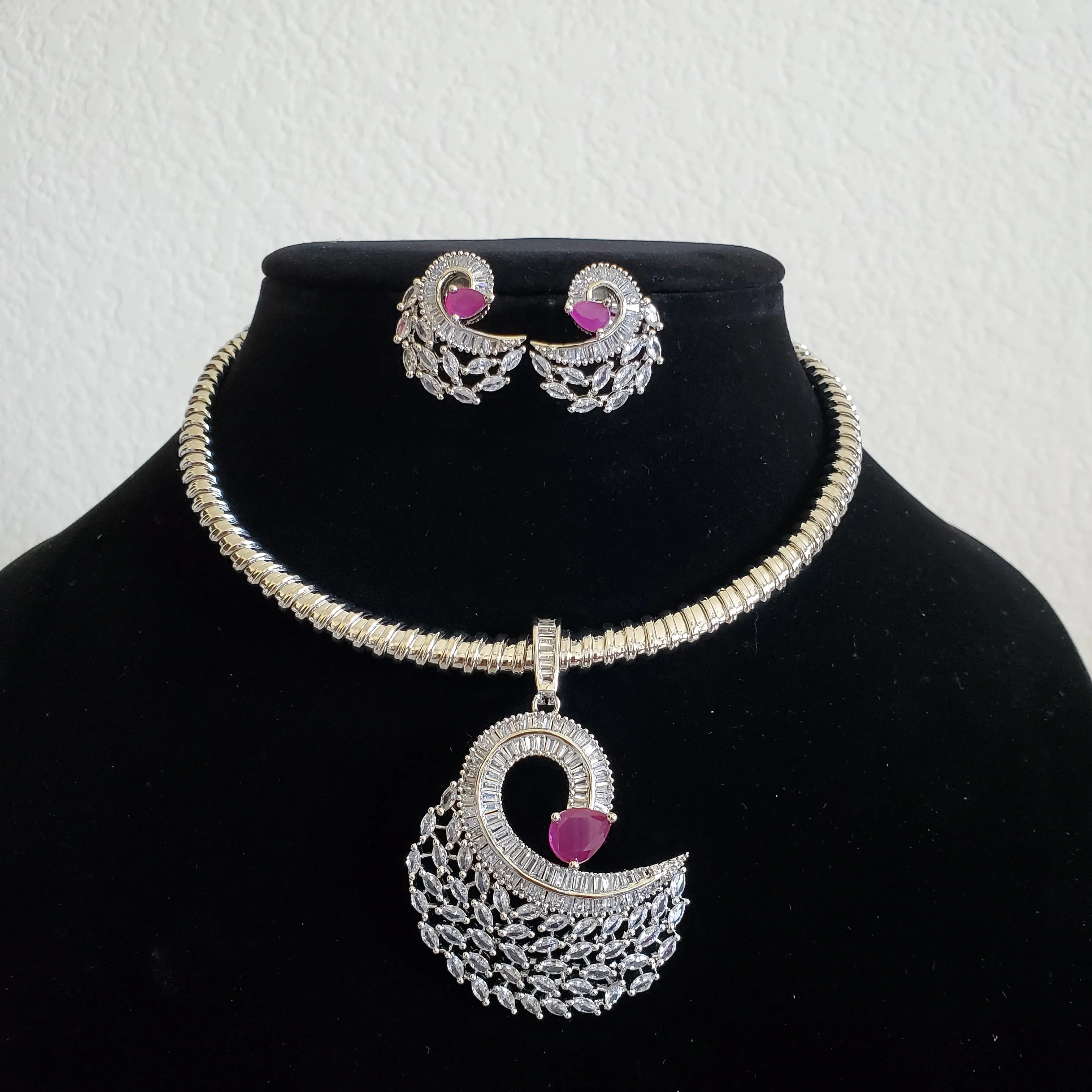 Cz Classic Pendant Set With Rhodium Plating