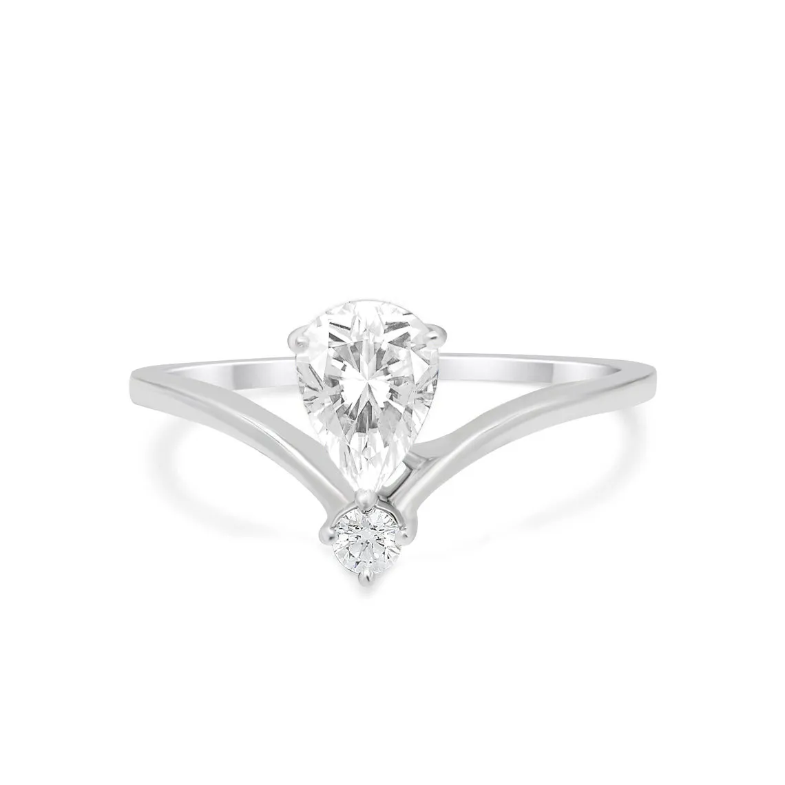 Dazzling Star Moissanite Ring