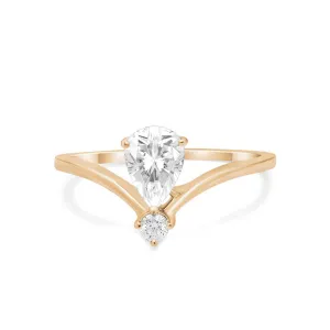 Dazzling Star Moissanite Ring