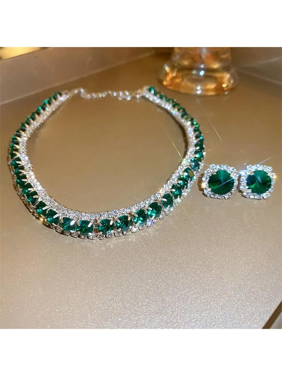 Elegant Crystal Jewelry Set: Dazzling Necklace and Earrings