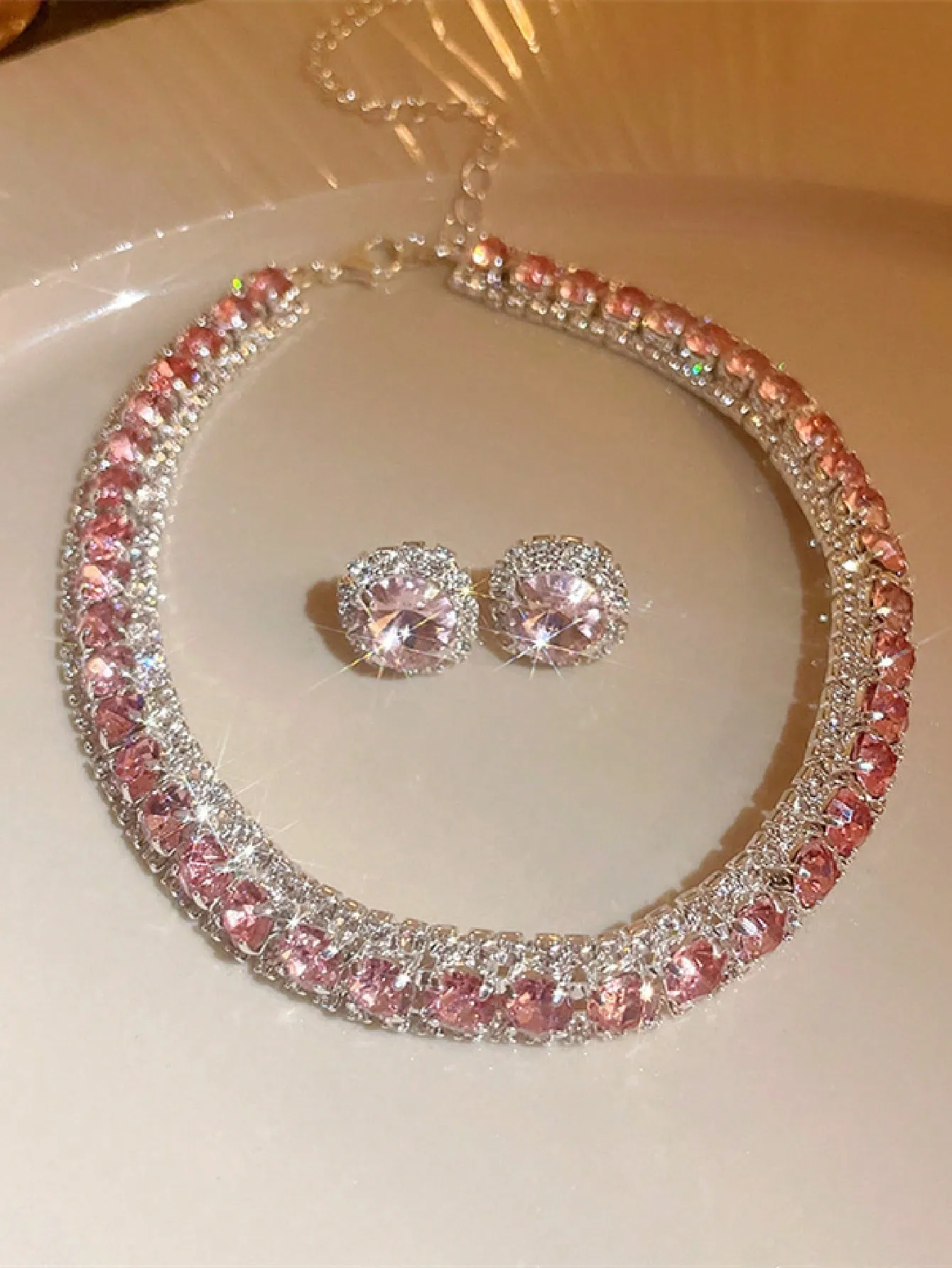 Elegant Crystal Jewelry Set: Dazzling Necklace and Earrings