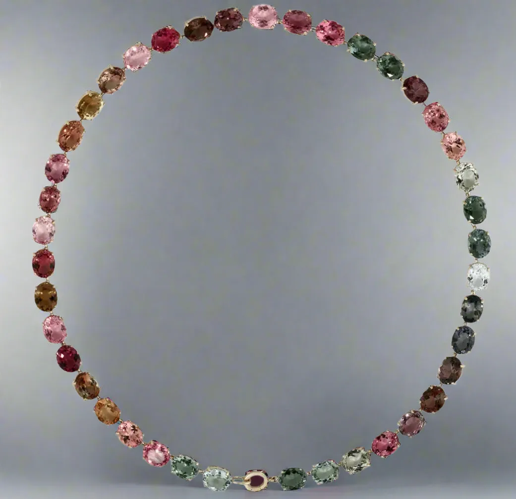 Fine Natural Spinel Necklace 18K Gold