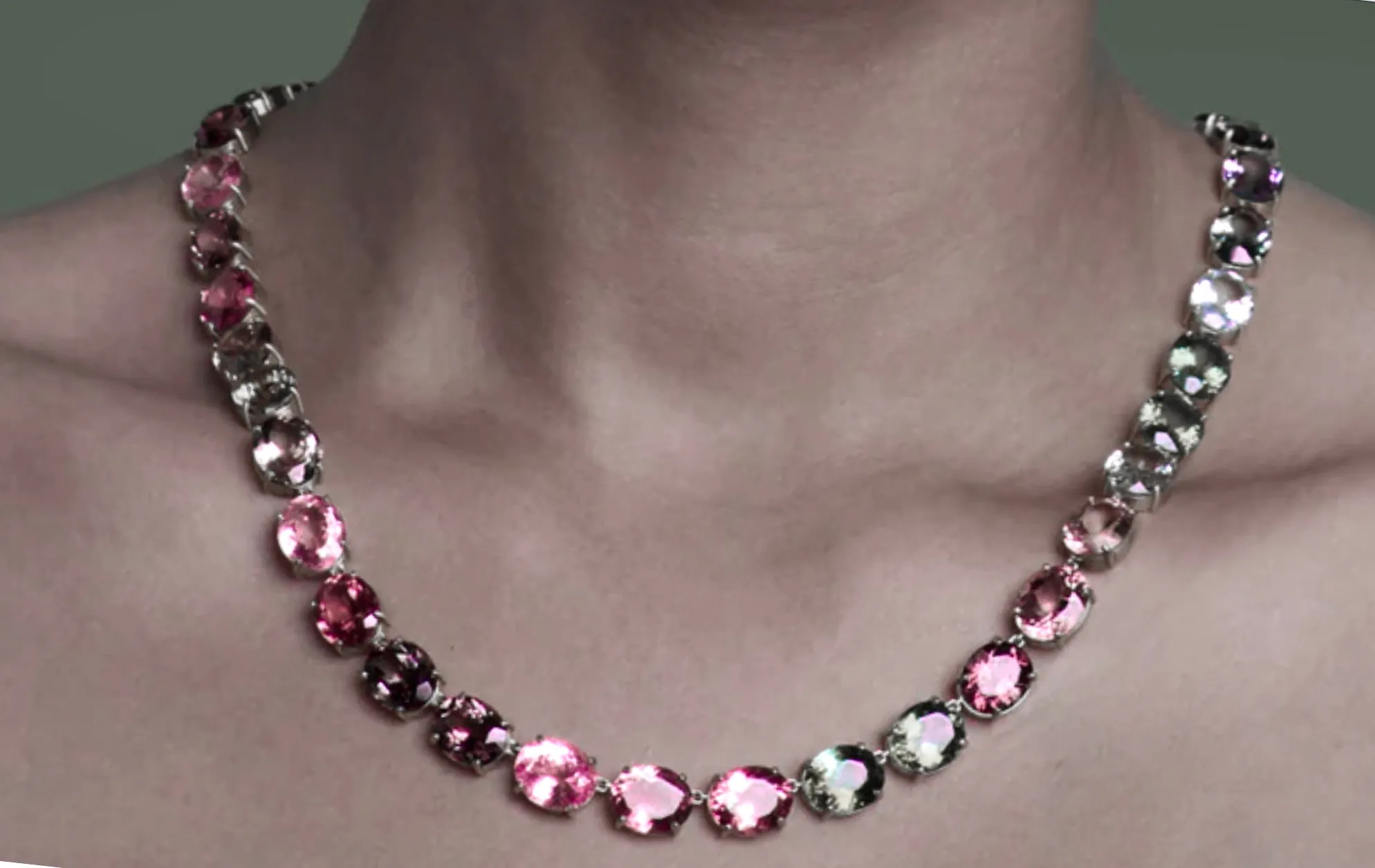Fine Natural Spinel Necklace 18K Gold