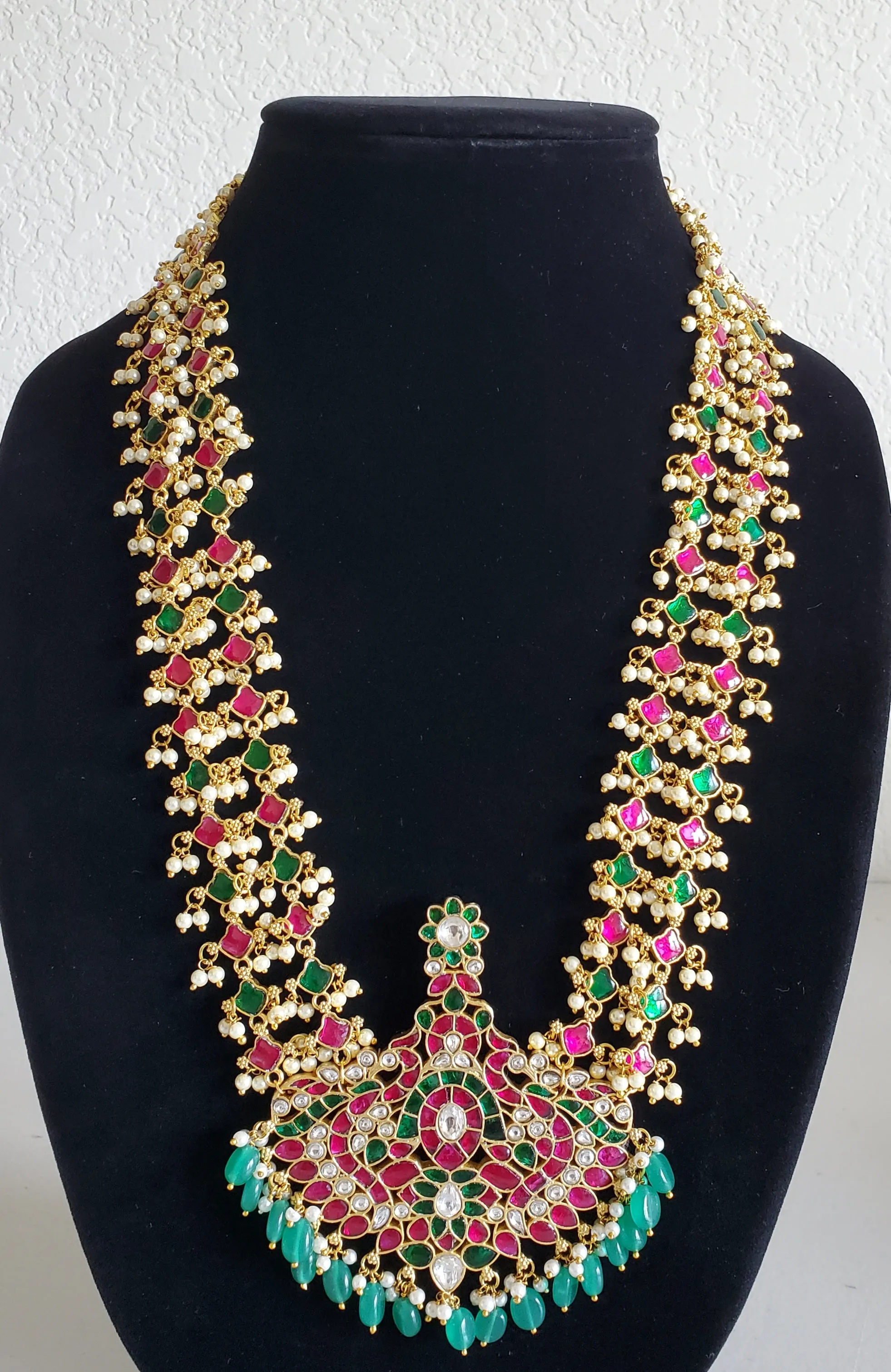 Jadau Kundan Haram With Gold Finish
