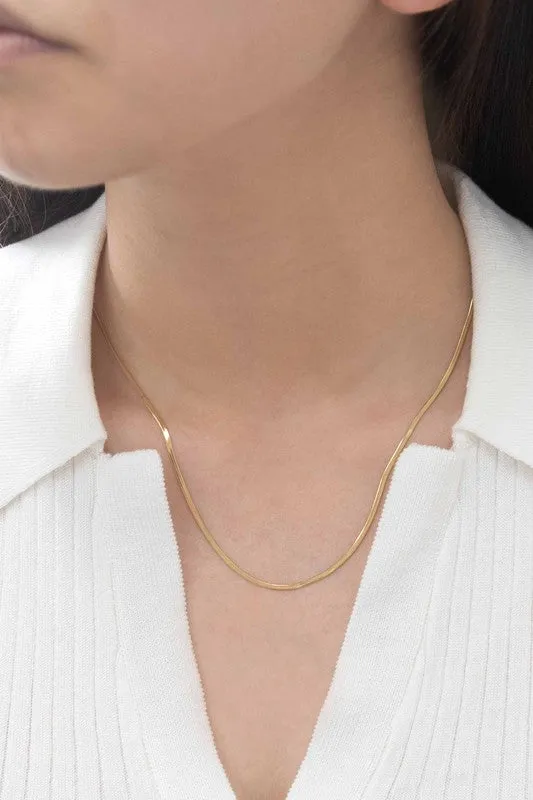 Lovoda Snake Chain Necklace
