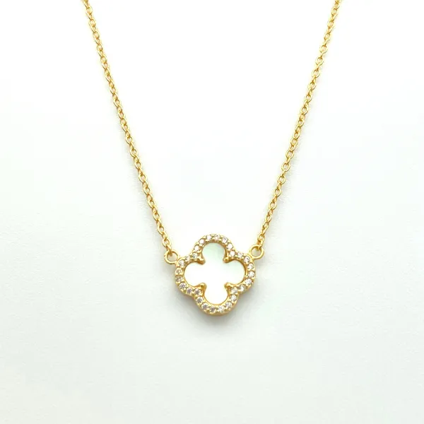 Medium Mother of Pearl Quatrafoil Necklace in Gold