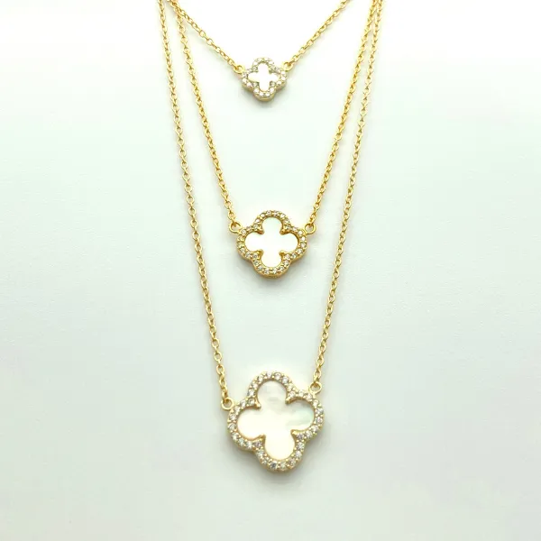 Medium Mother of Pearl Quatrafoil Necklace in Gold