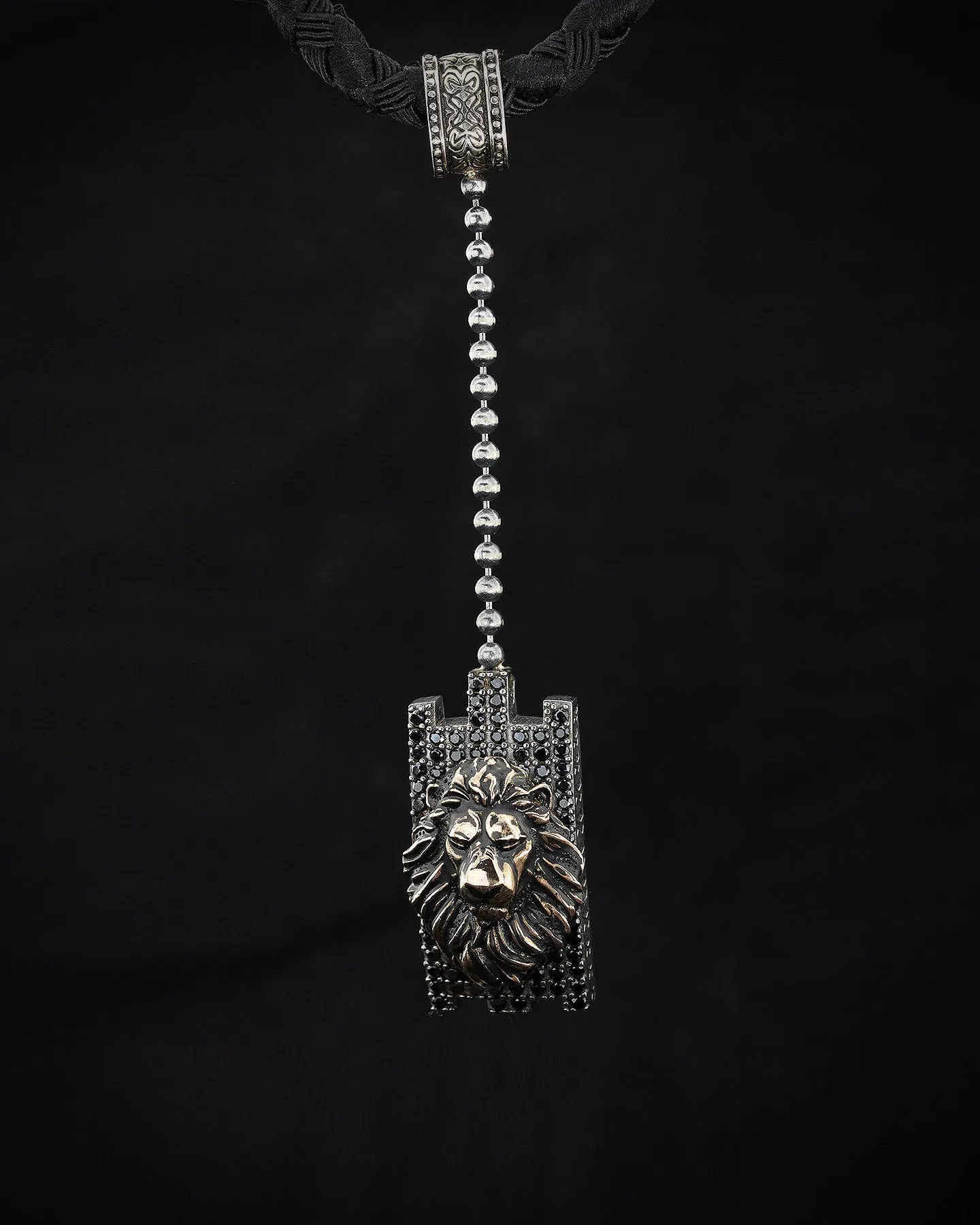 Men's Lion Necklace in Sterling Silver