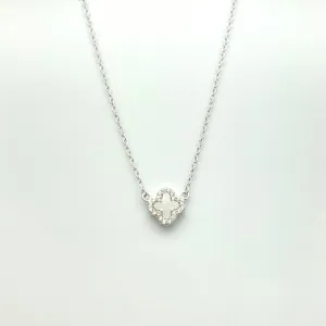 Mini Mother of Pearl Quatrafoil Necklace in Silver