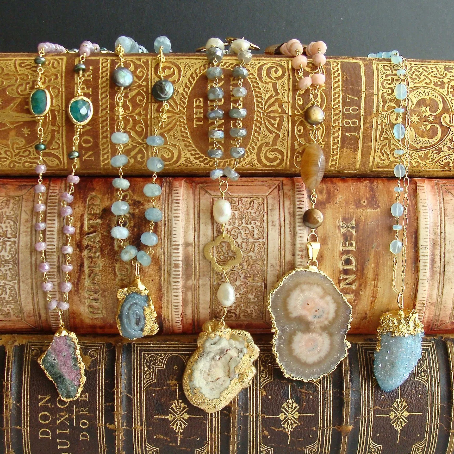 Mystic Labradorite Pearls Quatrefoils Chalcedony Rose Pendant Necklace - Cateline II Layering Necklace