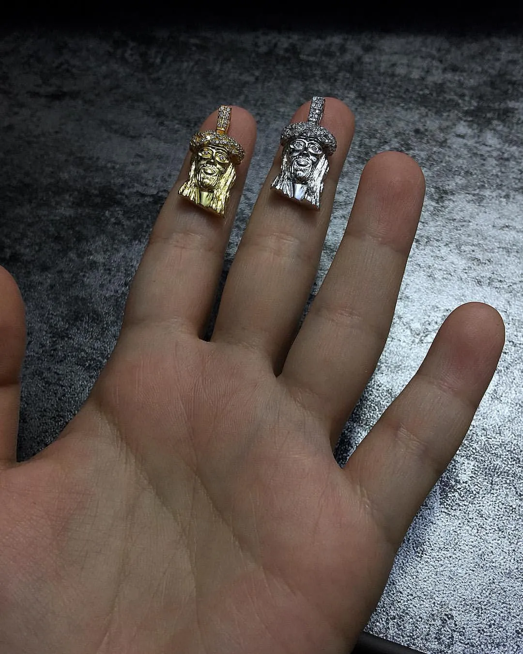 Nano Jesus piece pendant with chain necklace in Gold