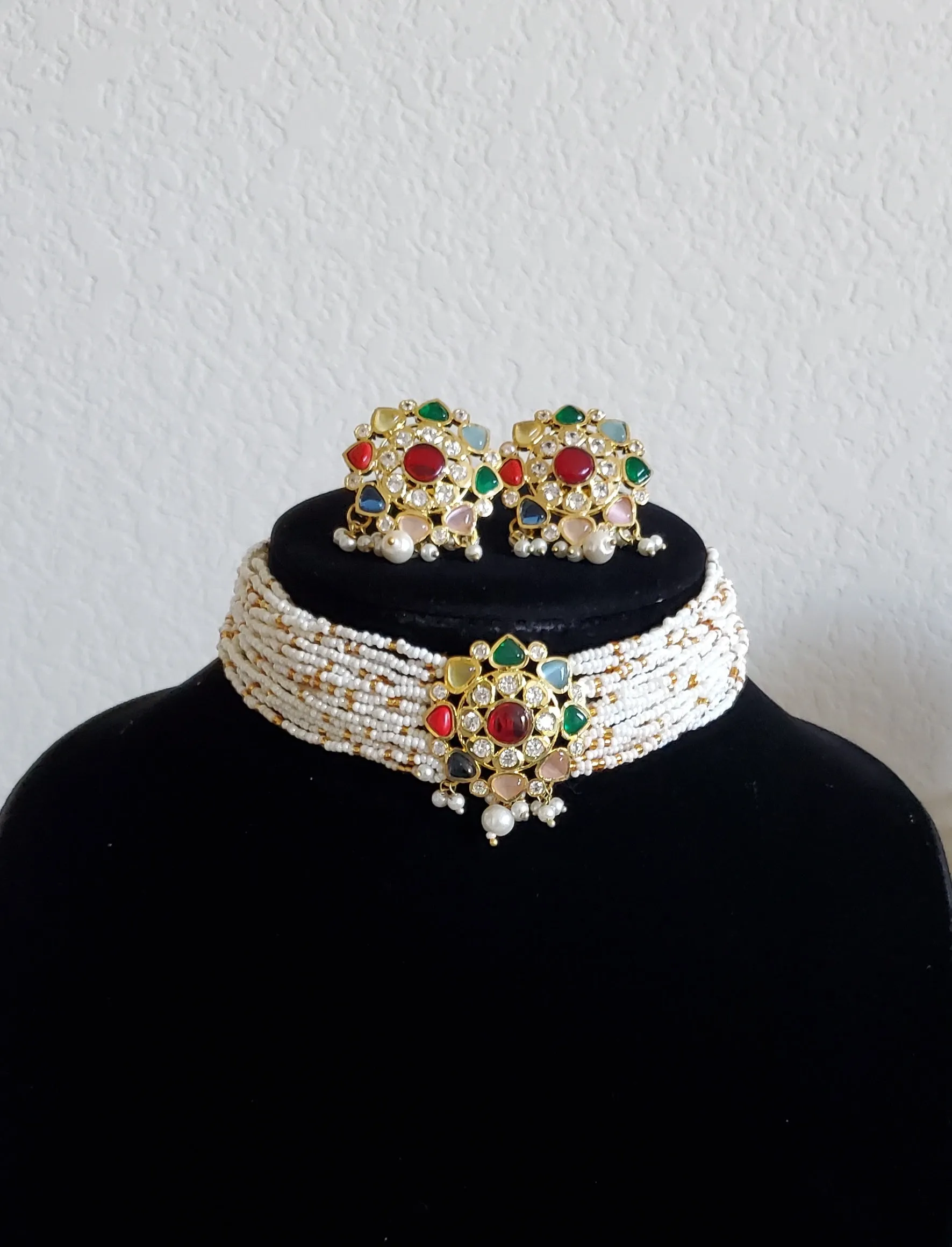 Navratna Kundan Choker Pearl Set GG41