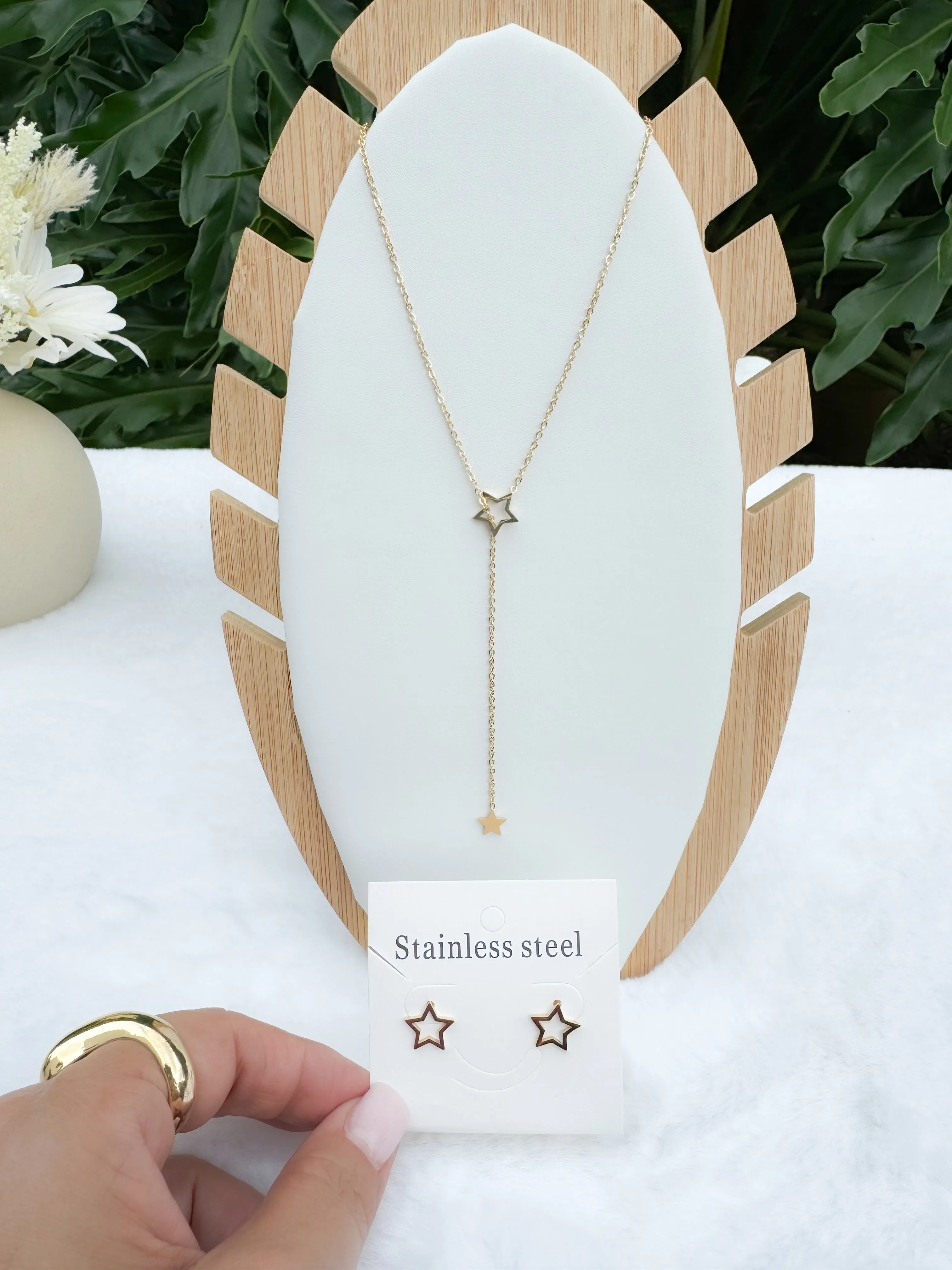 Necklace & Earrings set