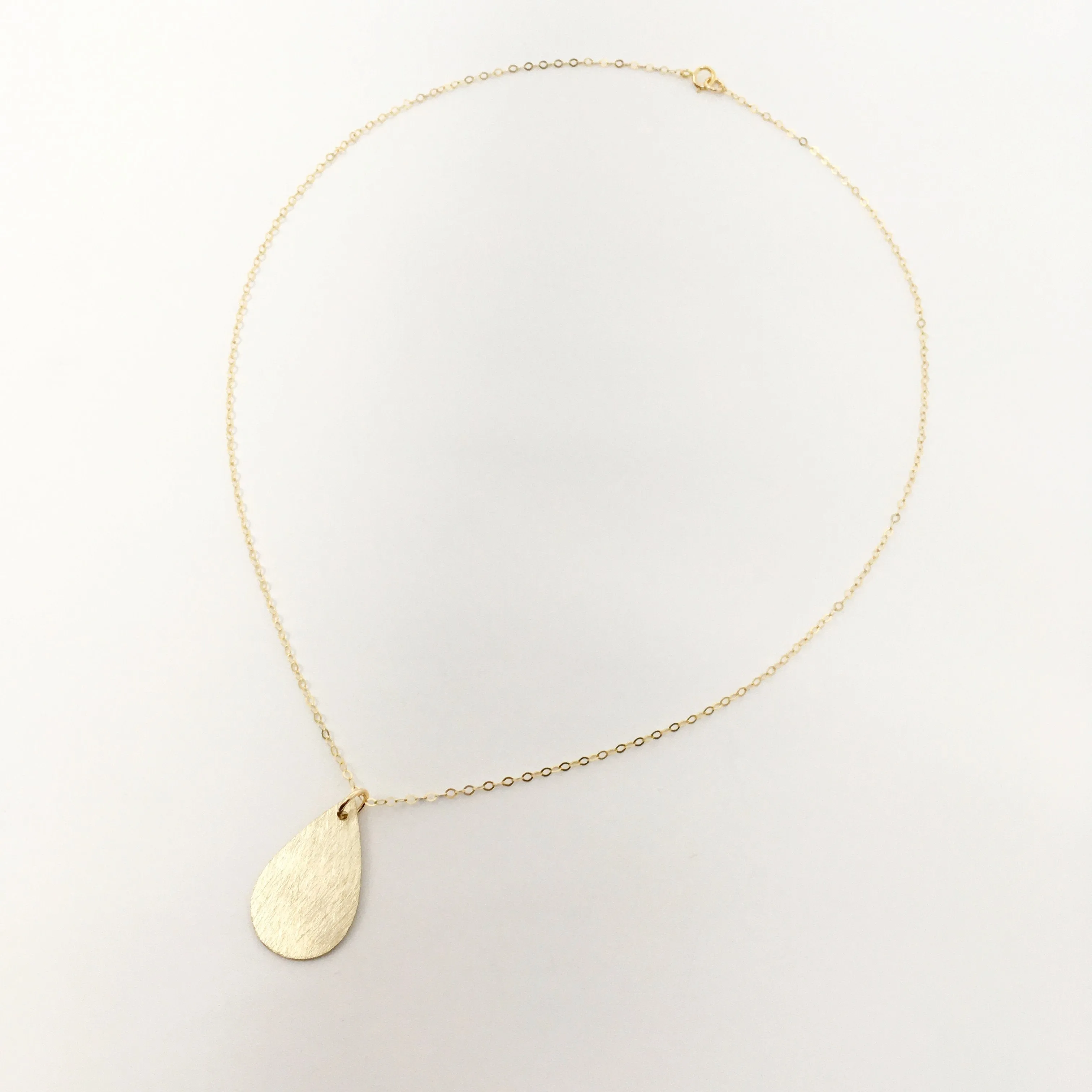 Nora Brushed Drop Necklace | Gold