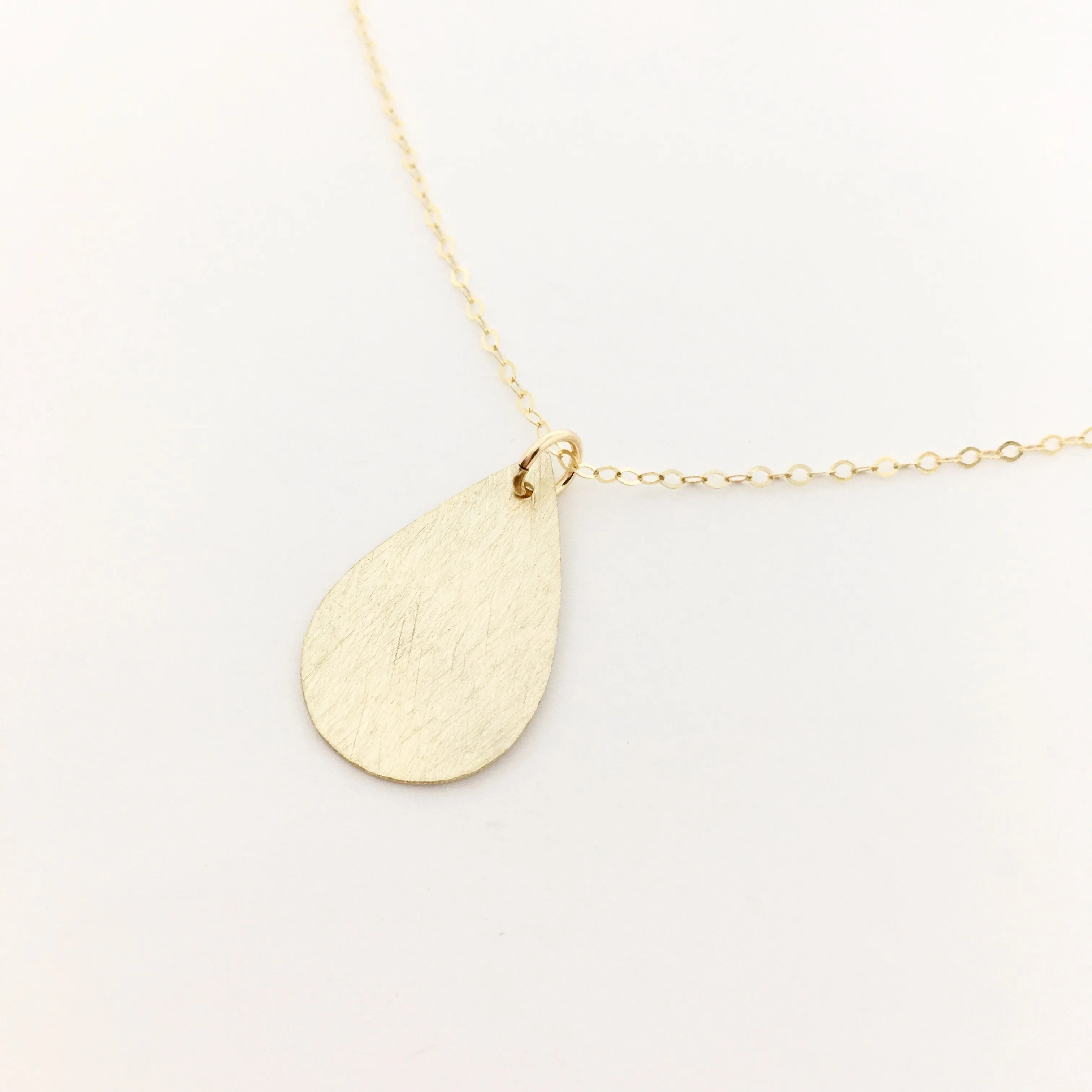Nora Brushed Drop Necklace | Gold