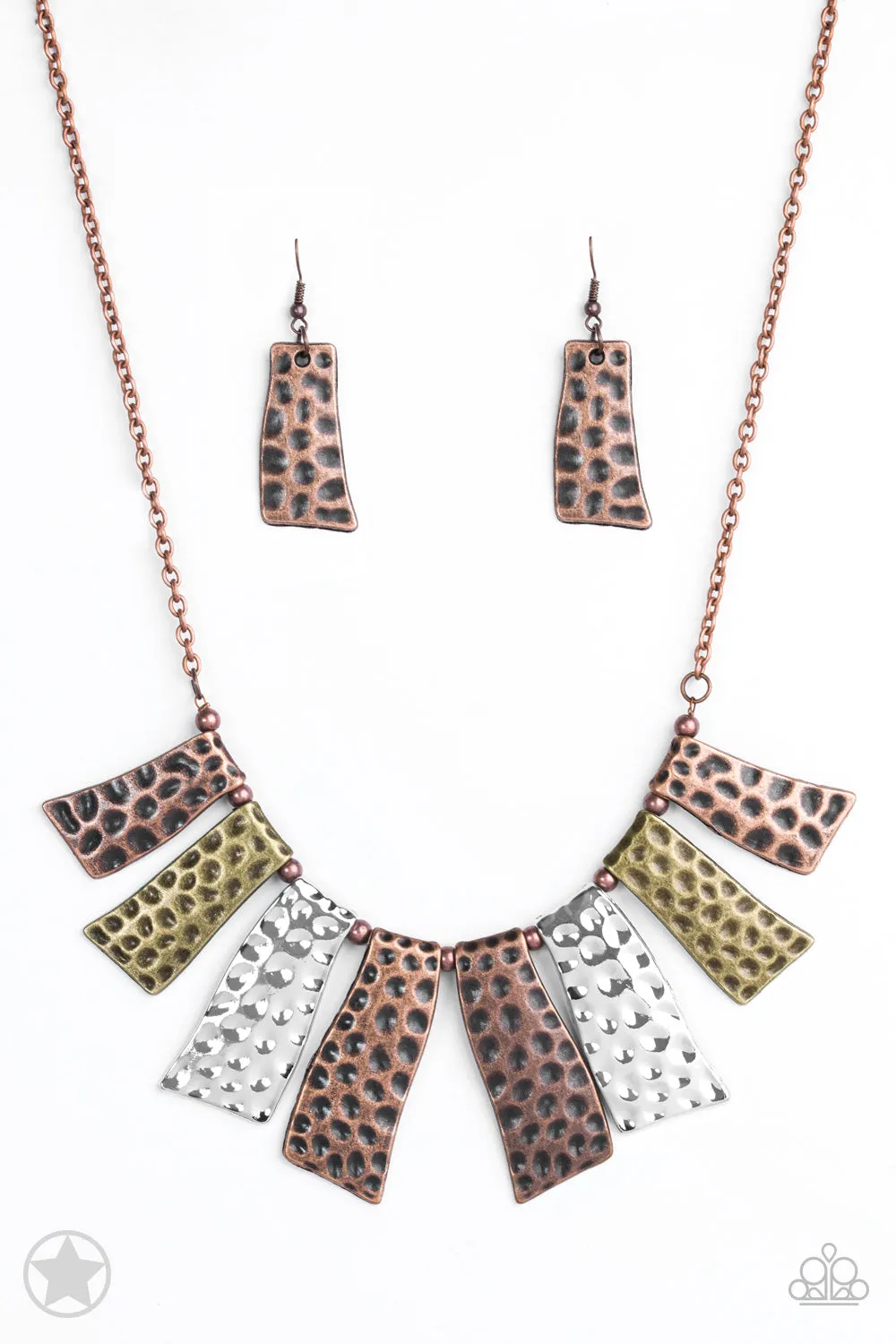 Paparazzi A Fan of the Tribe Necklace