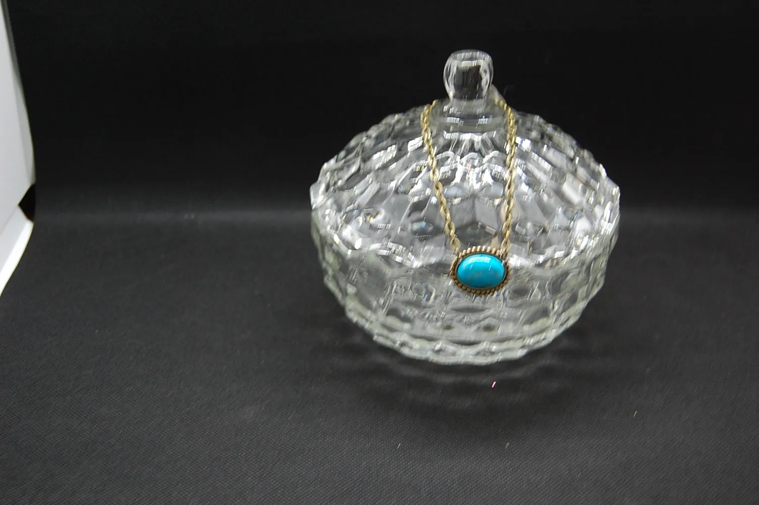 Pink Panache -necklace w/mini-oval turquoise stone