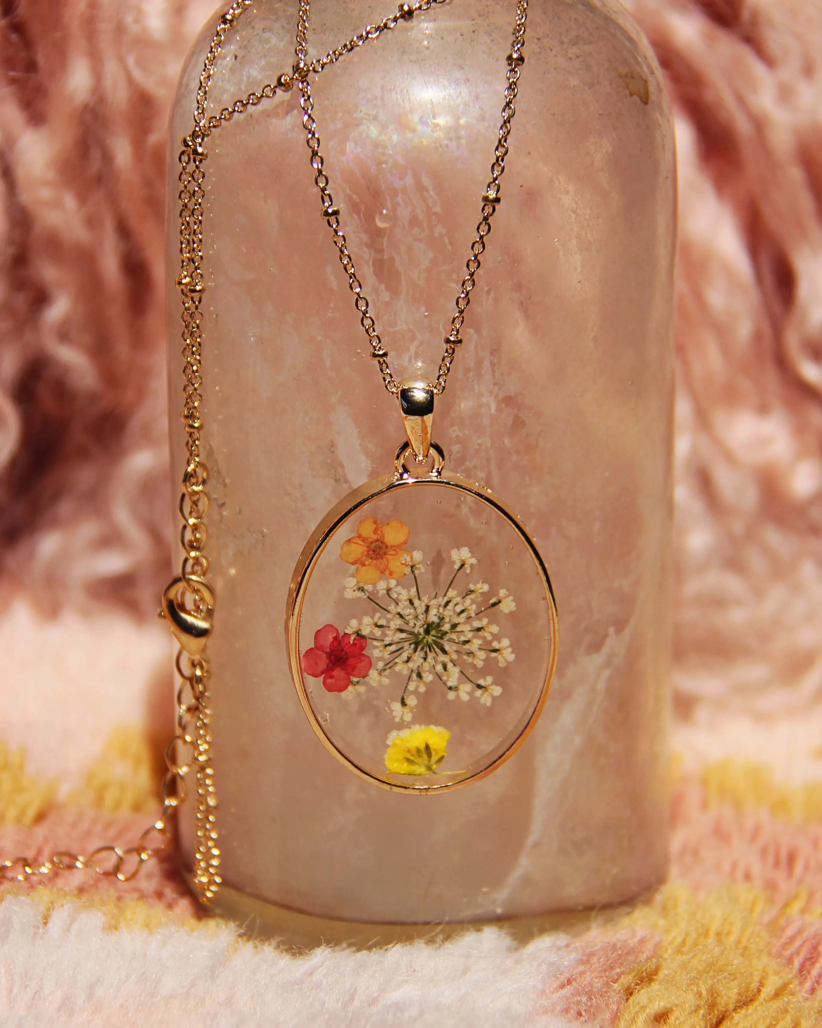 Pressed Wildflower Necklace - Oval