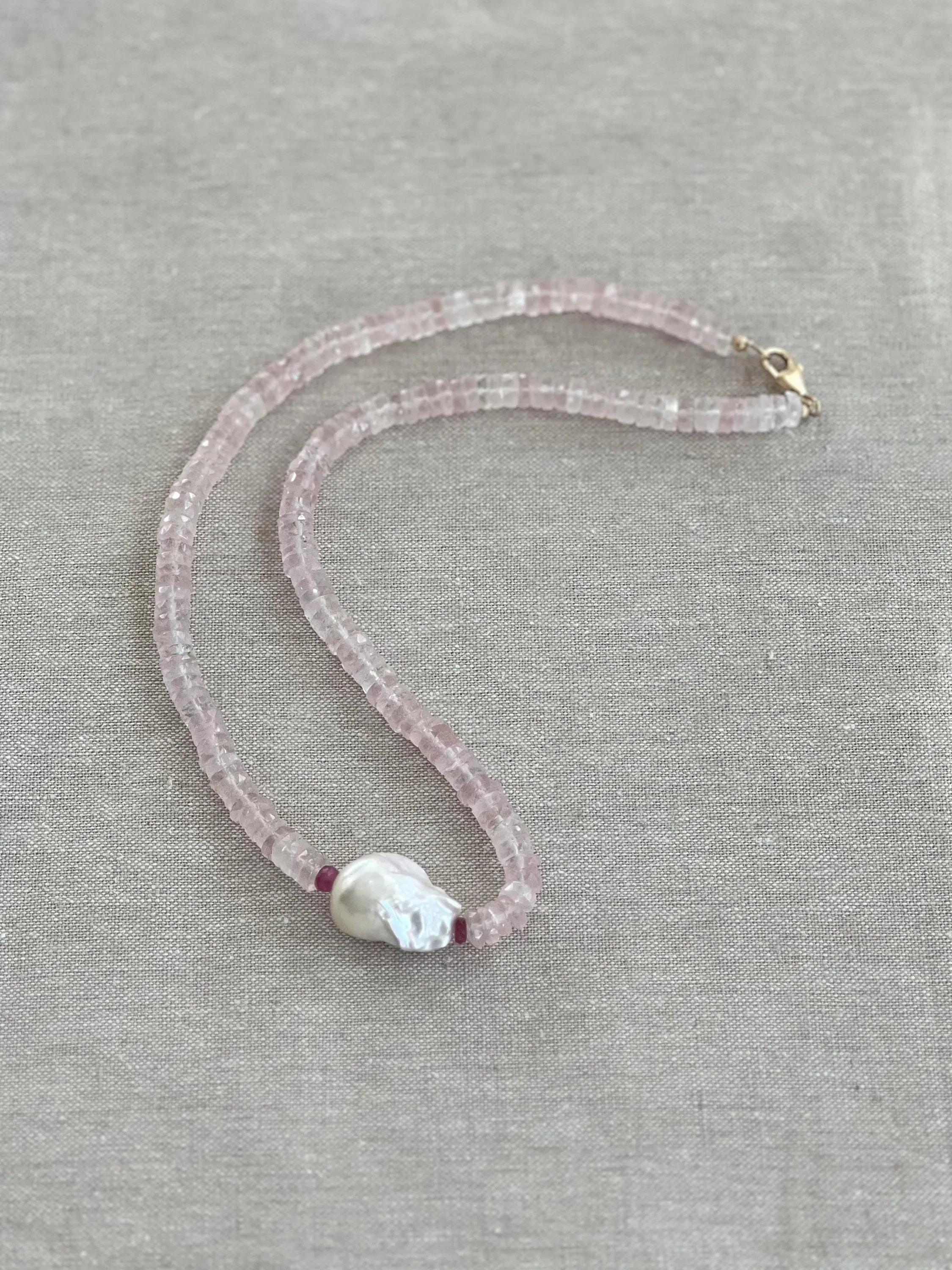 Rose Quartz Necklace wtih Baroque Pearl Accent, Gemstone Necklace, Boho Style, Summer Jewelry, Gift for Her, Handmade, Ruby, Heishi Cut