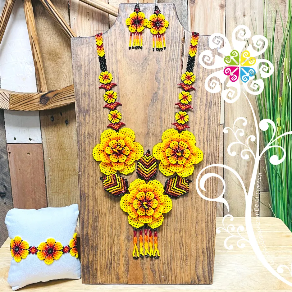 Roses Bouquet Beaded Set