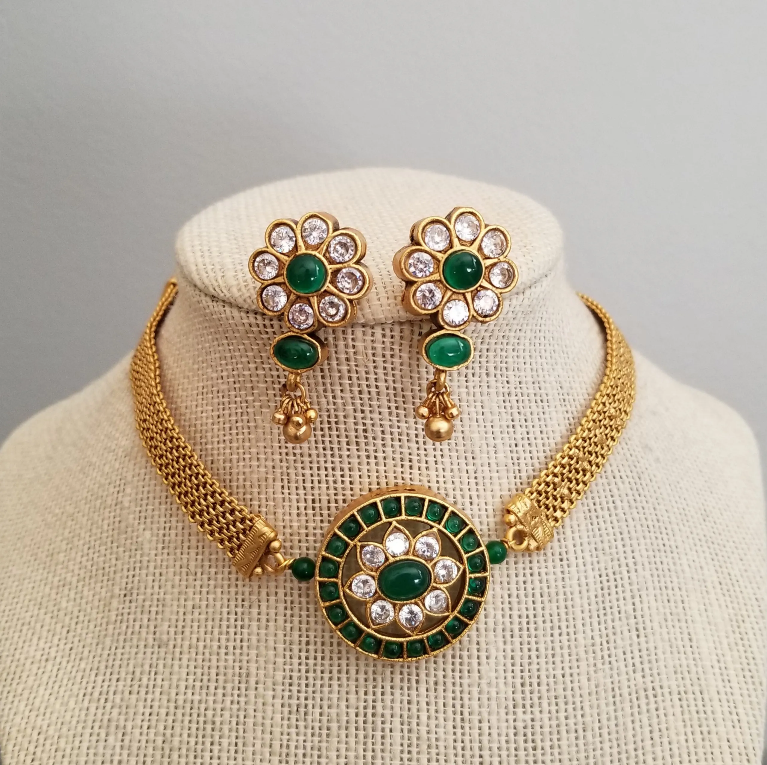 South Indian Choker Set With Matte Gold Plating JT18