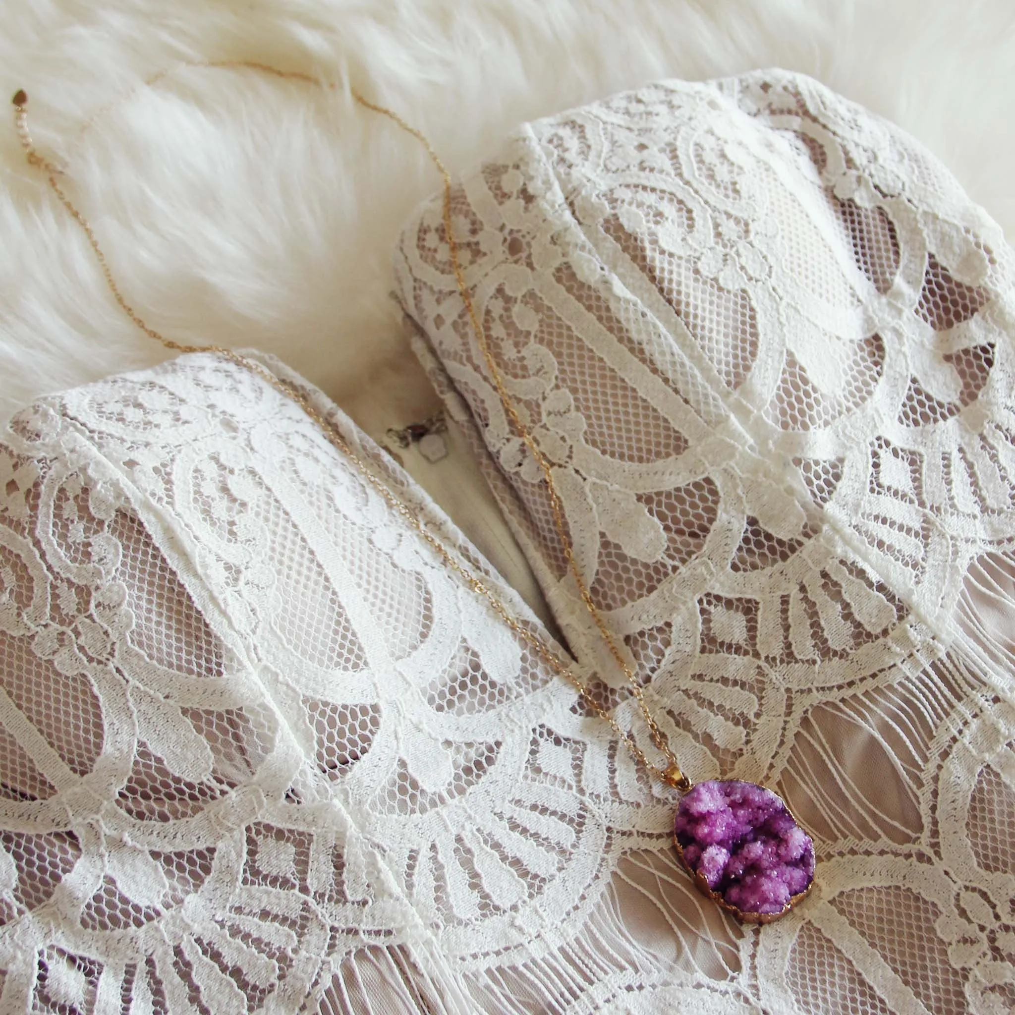 Stonefrost Necklace in Rose