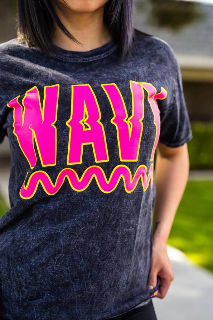 Wavy | Black Vintage Tee