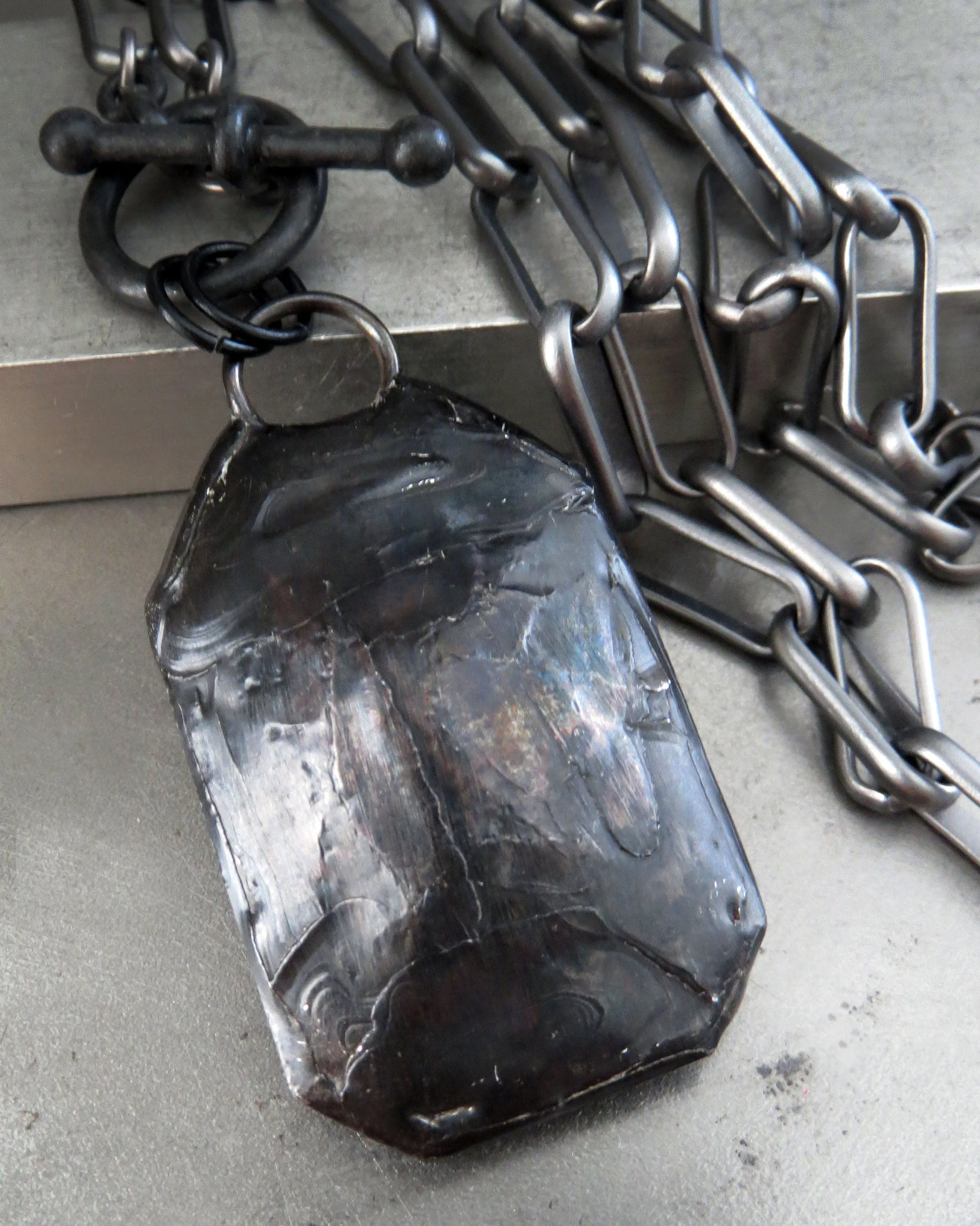 WIZARD - Shimmer Crystal Pendant Necklace